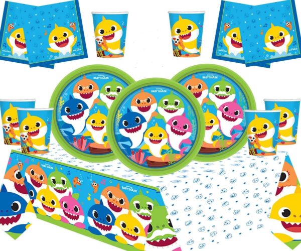 KIT 24 OSPITI BABY SHARK COORDINATO TAVOLA ( 24 piatti,24 bicchieri,32 tovaglioli ,1 tovaglia ) - immagine 2