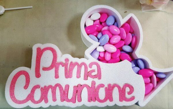 SCRITTA IN POLISTIROLO PRIMA COMUNIONE CON CALICE PORTACONFETTI