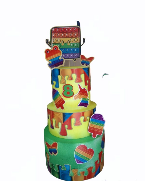 TORTA SCENOGRAFICA POP IT CON NOME PERSONALIZZATO - immagine 4