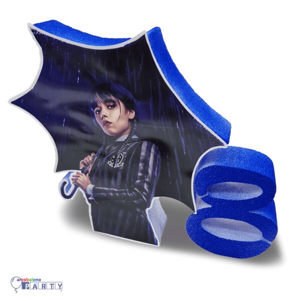 SAGOMA IN POLISTIROLO CON NUMERO MERCOLEDI' WEDNESDAY ADDAMS PERSONALIZZATA