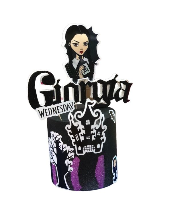 TORTA SCENOGRAFICA MERCOLEDI' WEDNESDAY ADDAMS  CON CAKE TOPPER IN POLISTIROLO PERSONALIZZATO